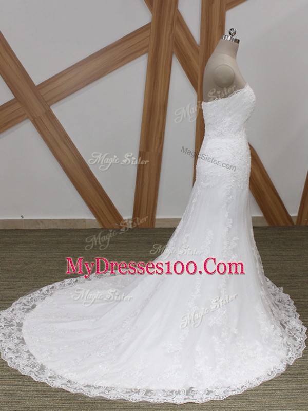 High Quality White Sleeveless Tulle Brush Train Lace Up Wedding Dress for Wedding Party
