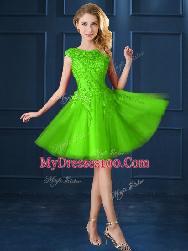 Knee Length Bridesmaid Dresses Bateau Cap Sleeves Lace Up