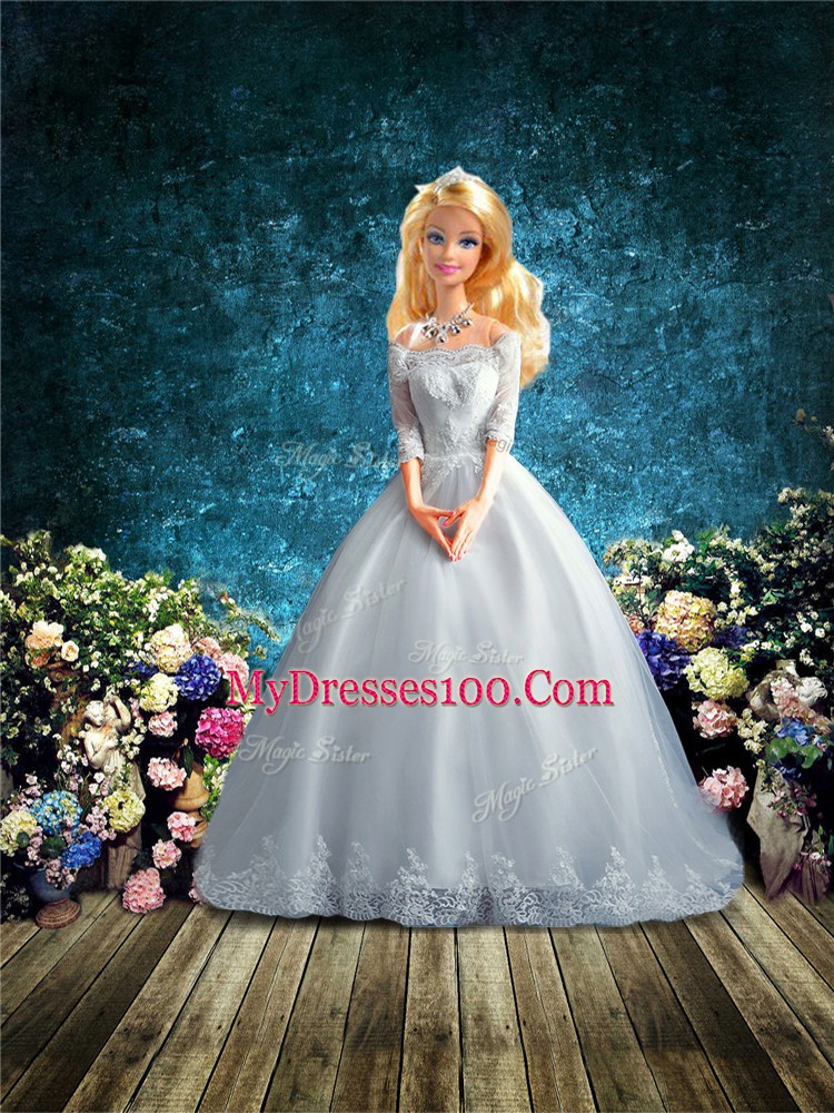 Beauteous White Ball Gowns Off The Shoulder Half Sleeves Tulle Court Train Clasp Handle Lace Quince Ball Gowns