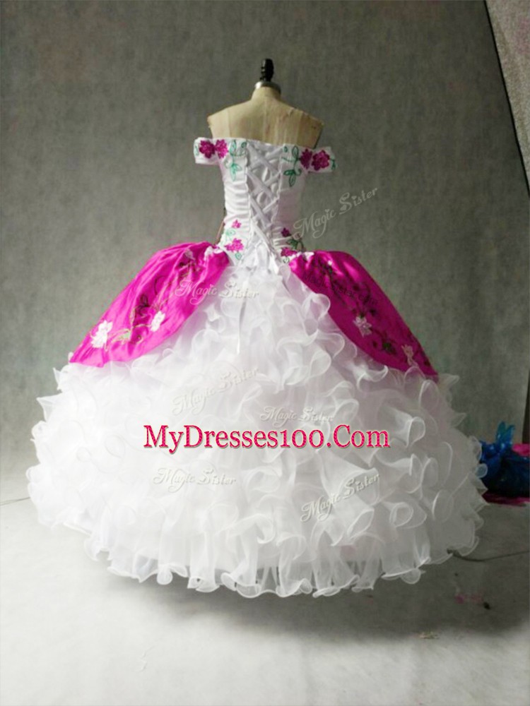 Smart Off The Shoulder Cap Sleeves Organza and Taffeta Quinceanera Gowns Embroidery and Ruffles Lace Up