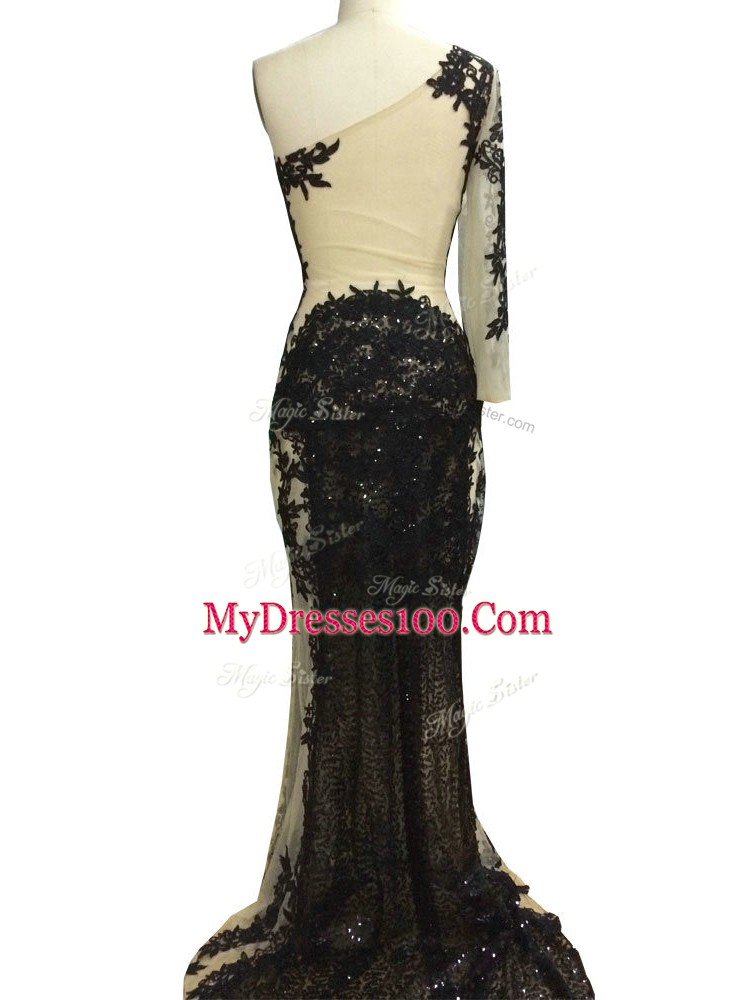 Fitting Black Long Sleeves Beading and Appliques Floor Length Prom Evening Gown