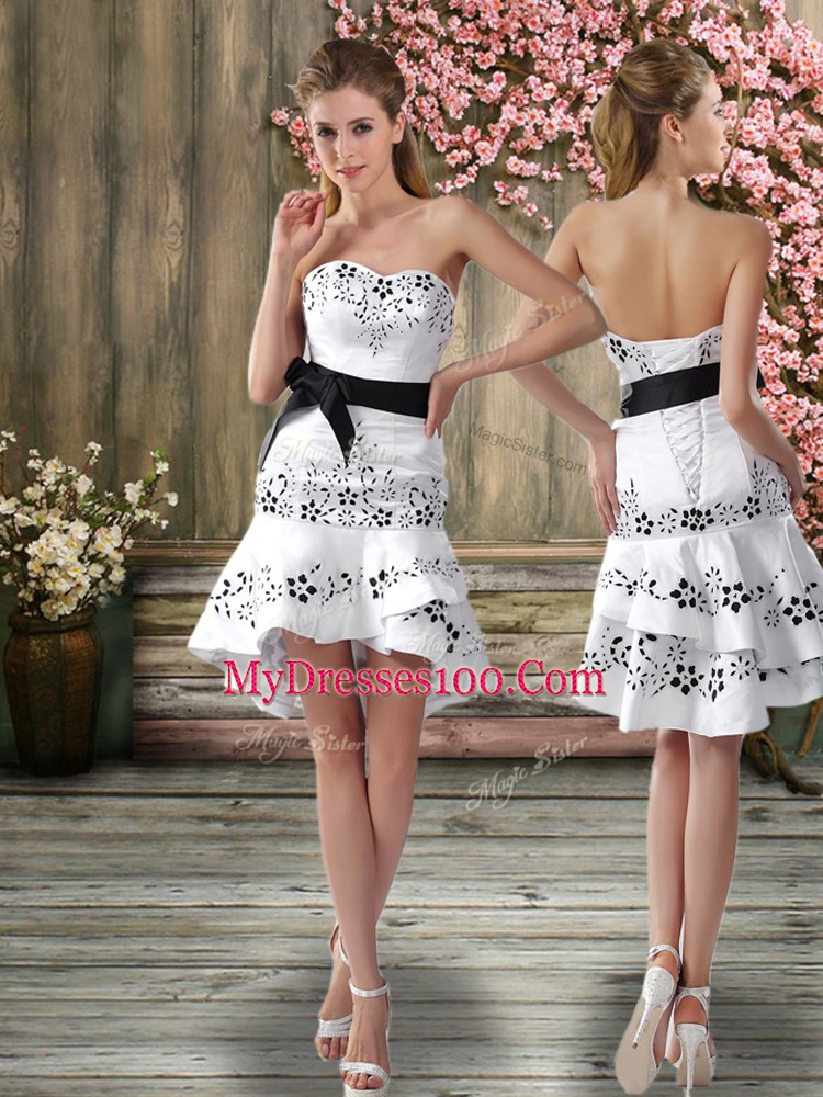 Sweetheart Sleeveless Backless Wedding Dresses White Chiffon