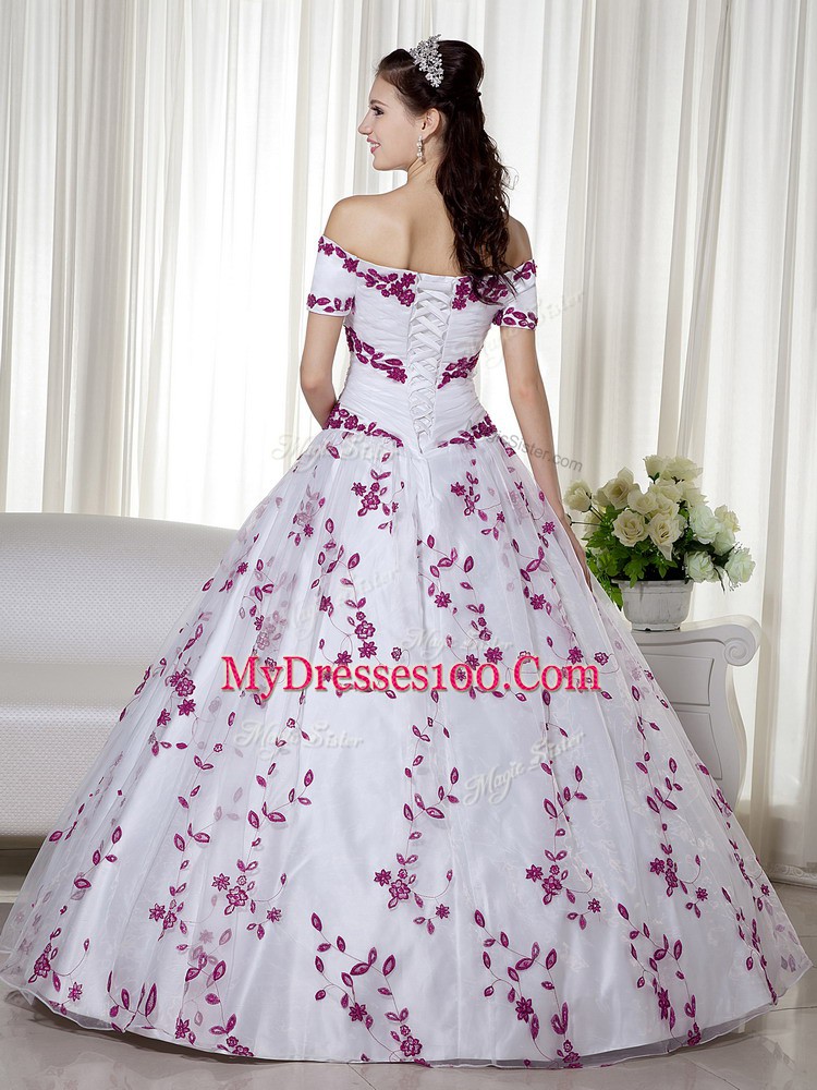 Admirable White Ball Gown Prom Dress Military Ball and Quinceanera with Embroidery Off The Shoulder Short Sleeves Lace Up