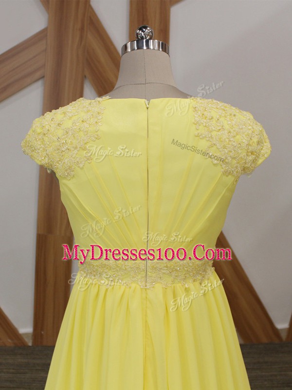 Chiffon Short Sleeves Brush Train and Lace and Appliques