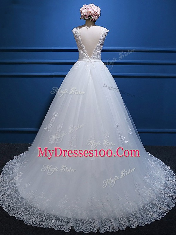 Sleeveless Brush Train Backless Lace and Appliques Wedding Gowns
