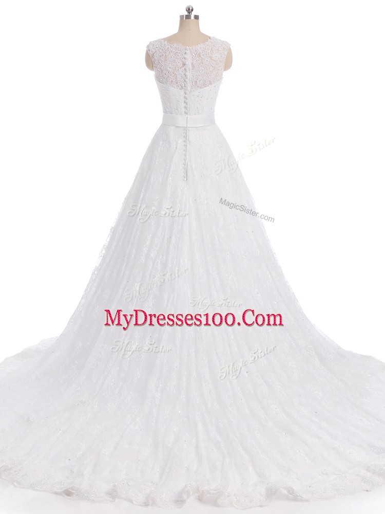 White Scalloped Neckline Lace Wedding Dress Sleeveless Clasp Handle