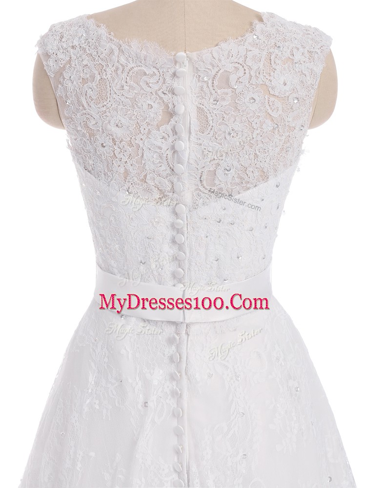 White Scalloped Neckline Lace Wedding Dress Sleeveless Clasp Handle