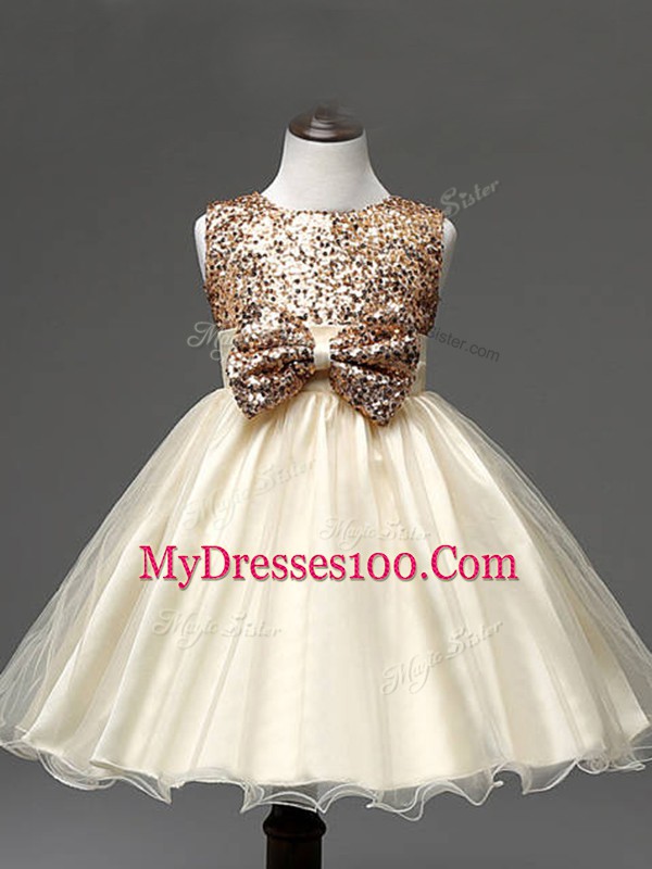 Scoop Sleeveless Child Pageant Dress Knee Length Sequins and Bowknot Champagne Organza