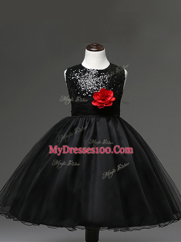 Sleeveless Knee Length Sequins and Hand Made Flower Zipper Pageant Gowns For Girls with Black
