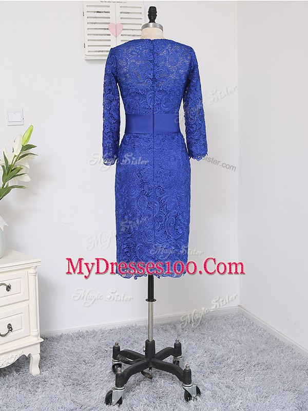 Super Column/Sheath Mother Of The Bride Dress Royal Blue Scoop Lace Long Sleeves Knee Length Zipper