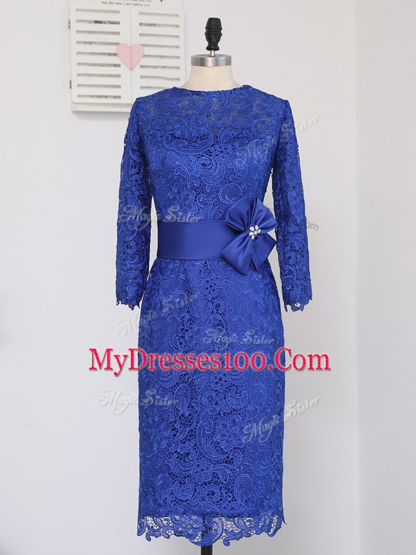 Super Column/Sheath Mother Of The Bride Dress Royal Blue Scoop Lace Long Sleeves Knee Length Zipper