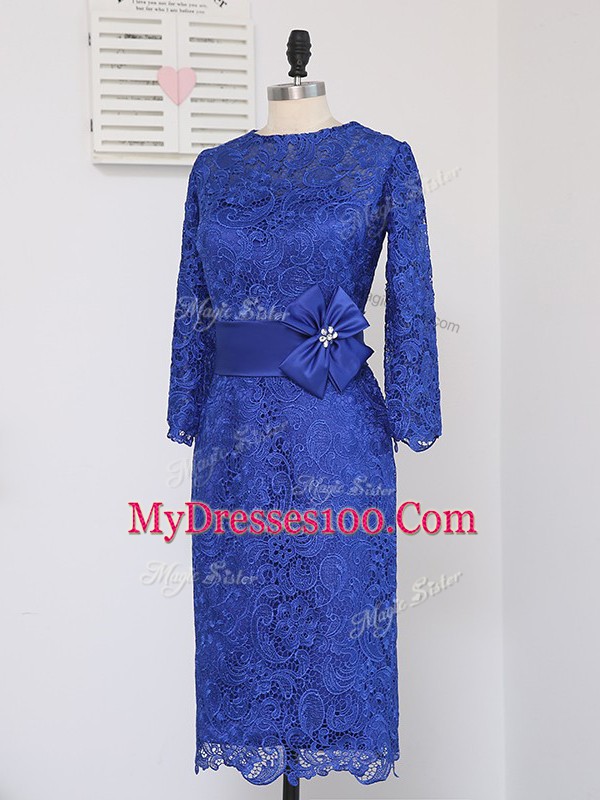 Super Column/Sheath Mother Of The Bride Dress Royal Blue Scoop Lace Long Sleeves Knee Length Zipper