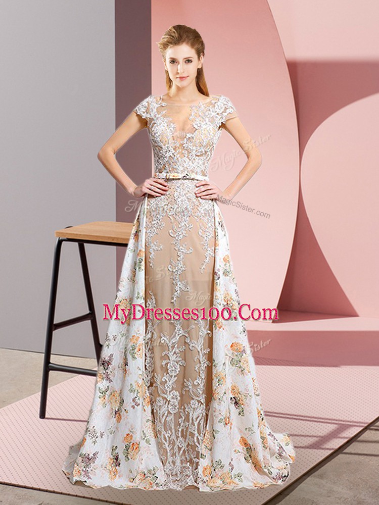 Dazzling White Column/Sheath Lace and Appliques Evening Dress Backless Chiffon Short Sleeves