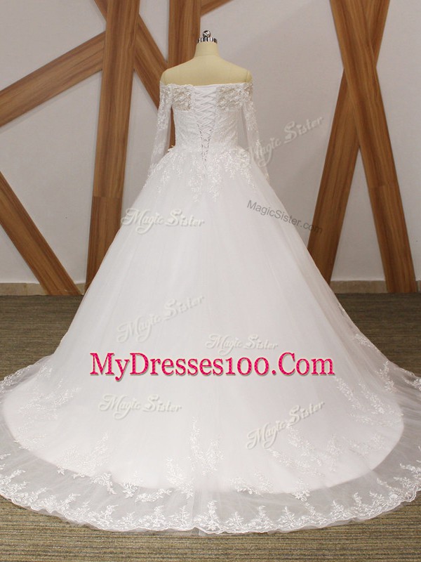 Stylish White Long Sleeves Beading and Appliques Lace Up Bridal Gown