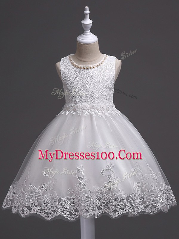 Stunning White Ball Gowns Scoop Sleeveless Tulle Knee Length Zipper Lace Kids Formal Wear