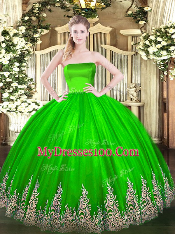 Fitting Sleeveless Floor Length Appliques Zipper Quinceanera Gown with