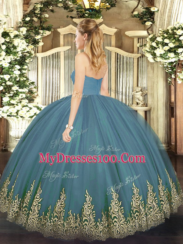 Ball Gowns Quinceanera Dresses Purple Sweetheart Tulle Sleeveless Floor Length Zipper