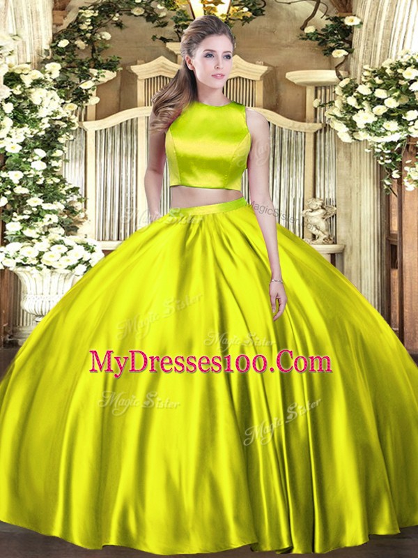 Tulle High-neck Sleeveless Criss Cross Ruching 15th Birthday Dress in Olive Green