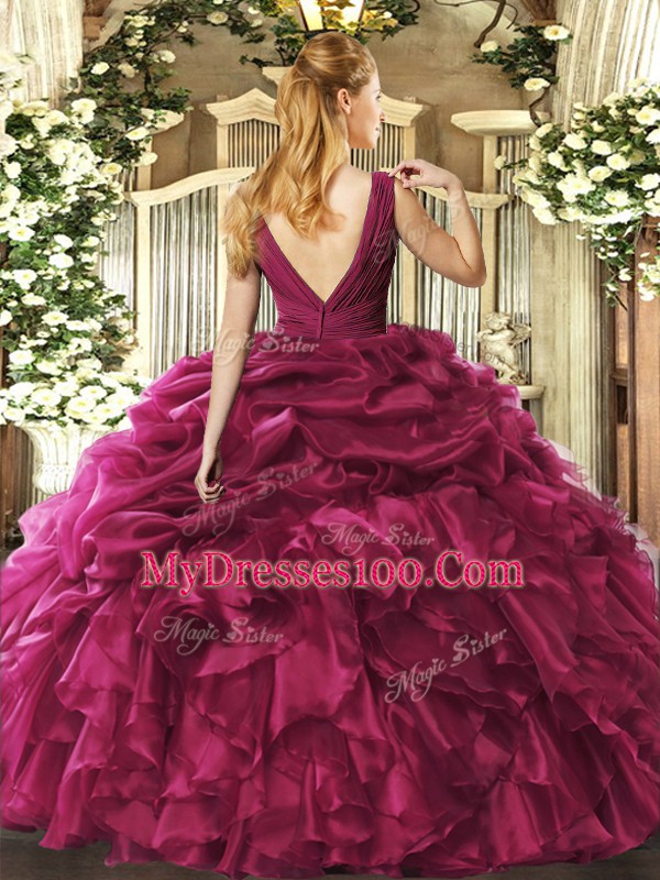 Sleeveless Beading and Ruffles Backless Quinceanera Dresses