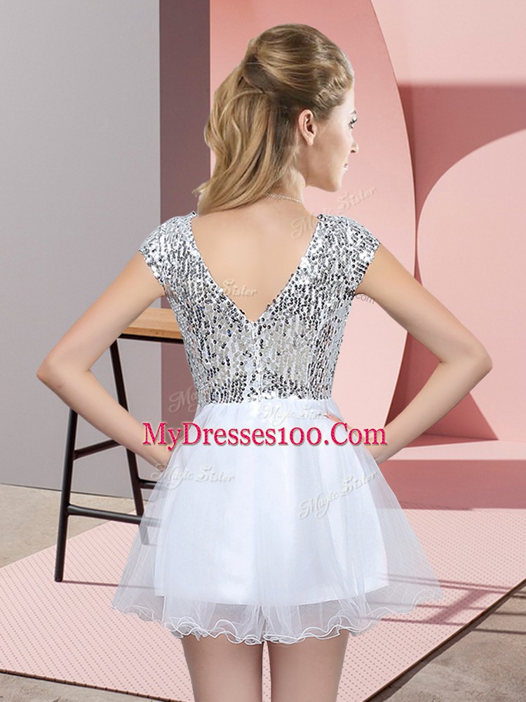 Gorgeous Cap Sleeves Tulle Mini Length Zipper Quinceanera Dama Dress in Dark Green with Sequins
