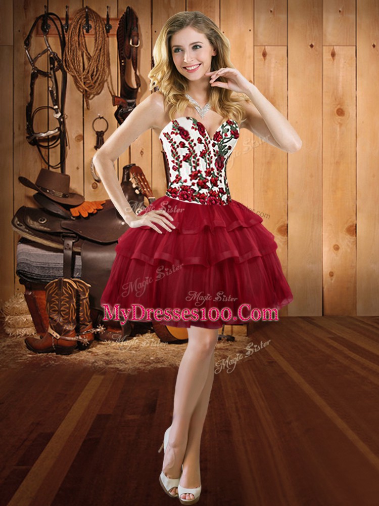 Wine Red Sweetheart Lace Up Embroidery and Ruffled Layers Sleeveless