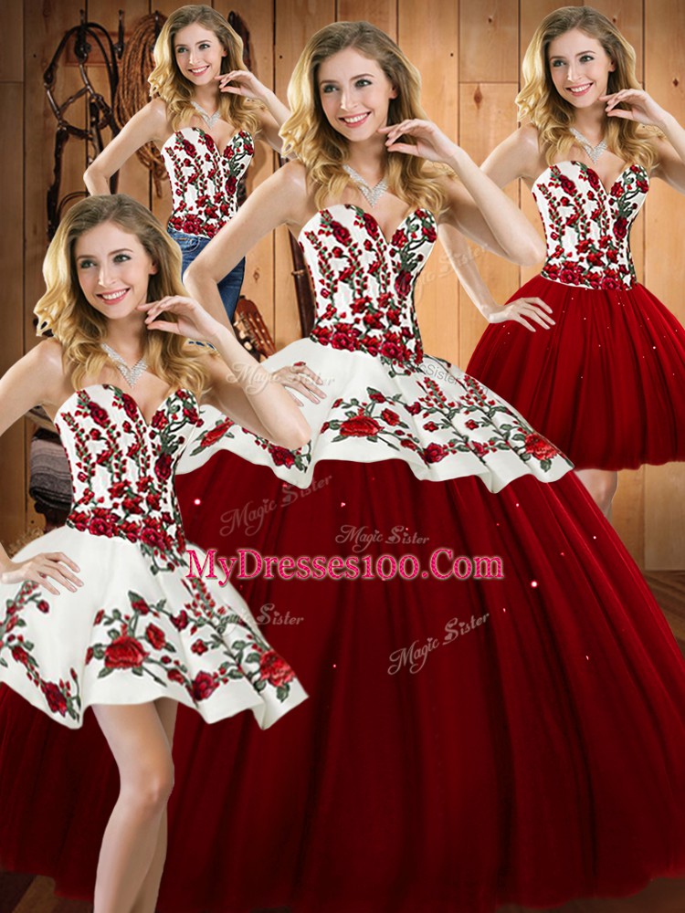 Sweetheart Sleeveless Sweet 16 Quinceanera Dress Floor Length Embroidery Wine Red Satin and Tulle