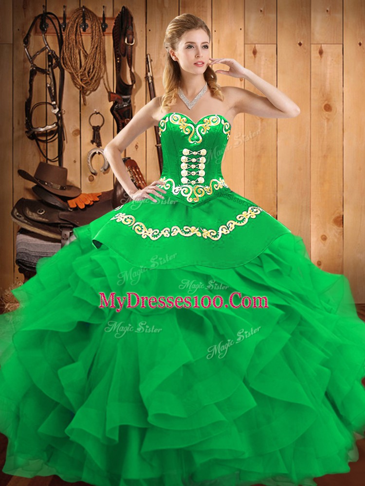Traditional Sleeveless Lace Up Floor Length Embroidery Quinceanera Gowns