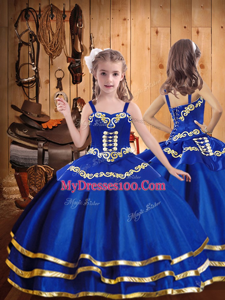 Romantic Organza Sweetheart Sleeveless Lace Up Embroidery Sweet 16 Quinceanera Dress in Royal Blue