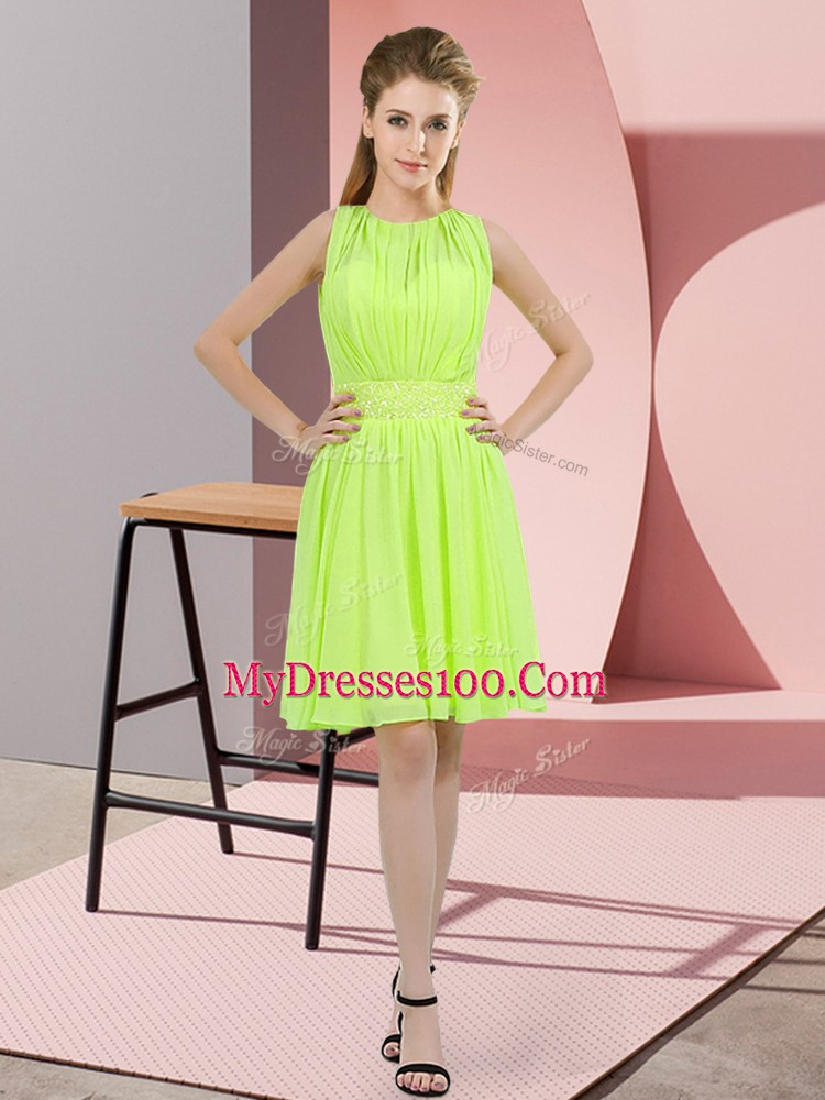 Sleeveless Zipper Knee Length Sequins Court Dresses for Sweet 16