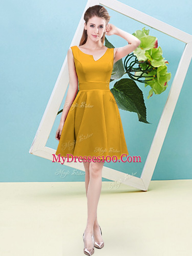 Artistic Sleeveless Satin Mini Length Zipper Vestidos de Damas in Gold with Ruching