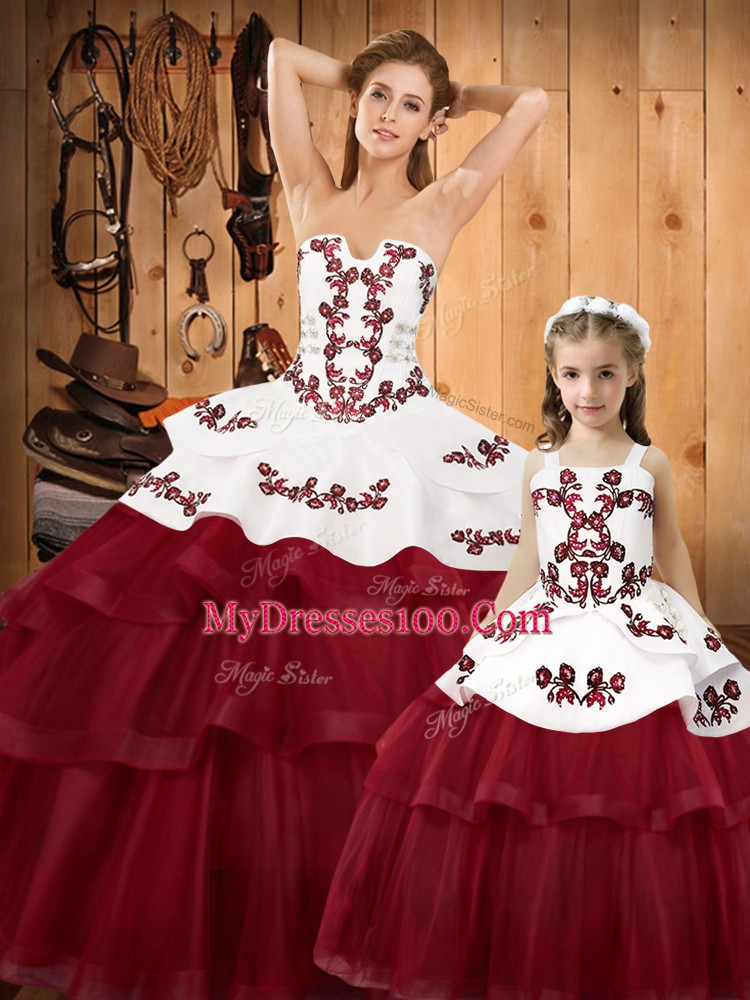 Cute Wine Red Ball Gowns Organza Strapless Sleeveless Embroidery Lace Up Quinceanera Gowns Sweep Train