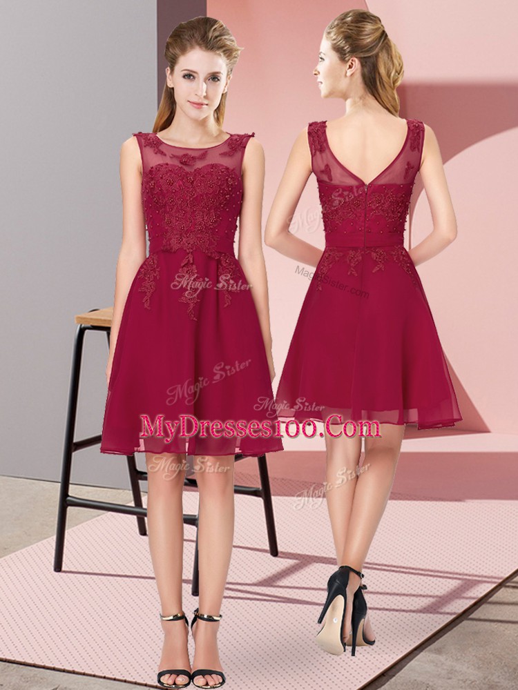 Sleeveless Zipper Knee Length Appliques Court Dresses for Sweet 16