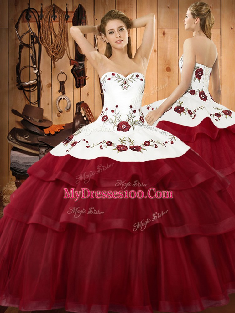 Wine Red Ball Gowns Organza Halter Top Sleeveless Embroidery and Ruffled Layers Lace Up Ball Gown Prom Dress Sweep Train