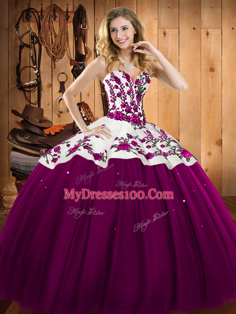 Sweet Sleeveless Lace Up Floor Length Embroidery Quinceanera Dresses
