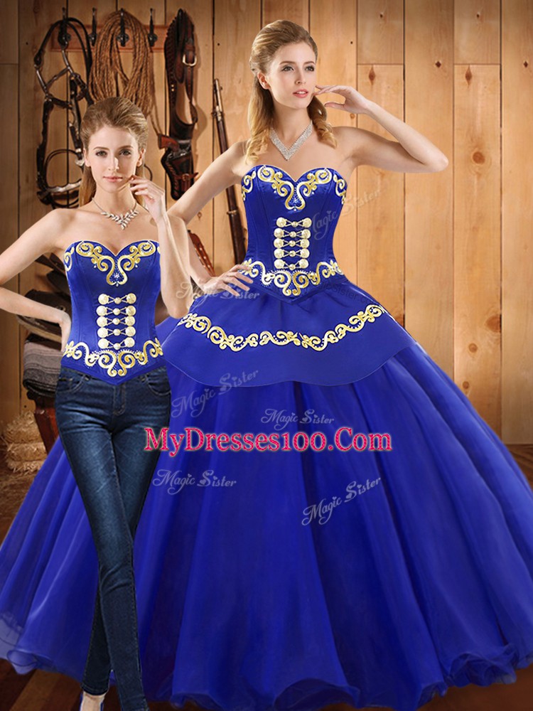 Cute Sleeveless Lace Up Floor Length Embroidery Quinceanera Gowns