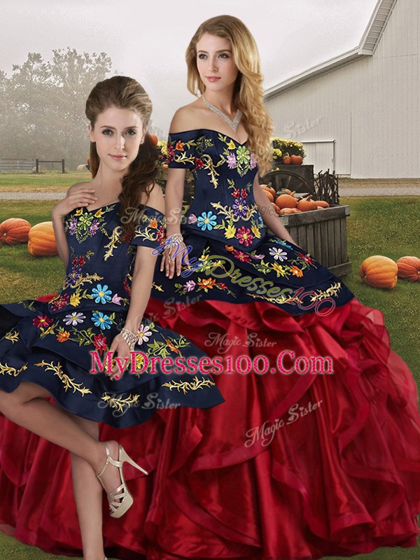 Floor Length Three Pieces Sleeveless Red And Black Quinceanera Gowns Lace Up