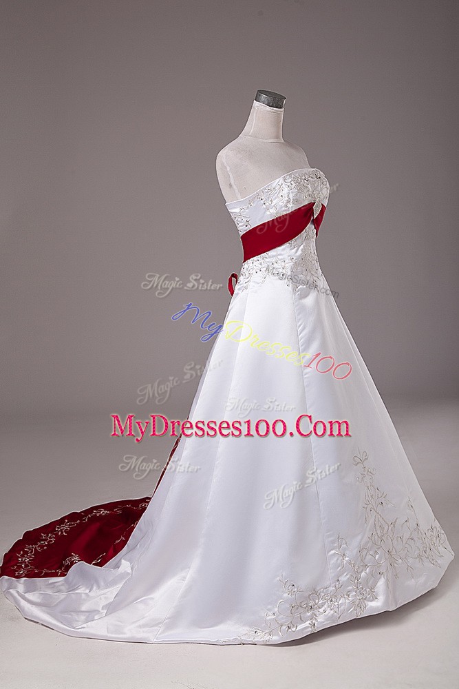 Lace Up Bridal Gown White for Wedding Party with Beading and Embroidery Brush Train