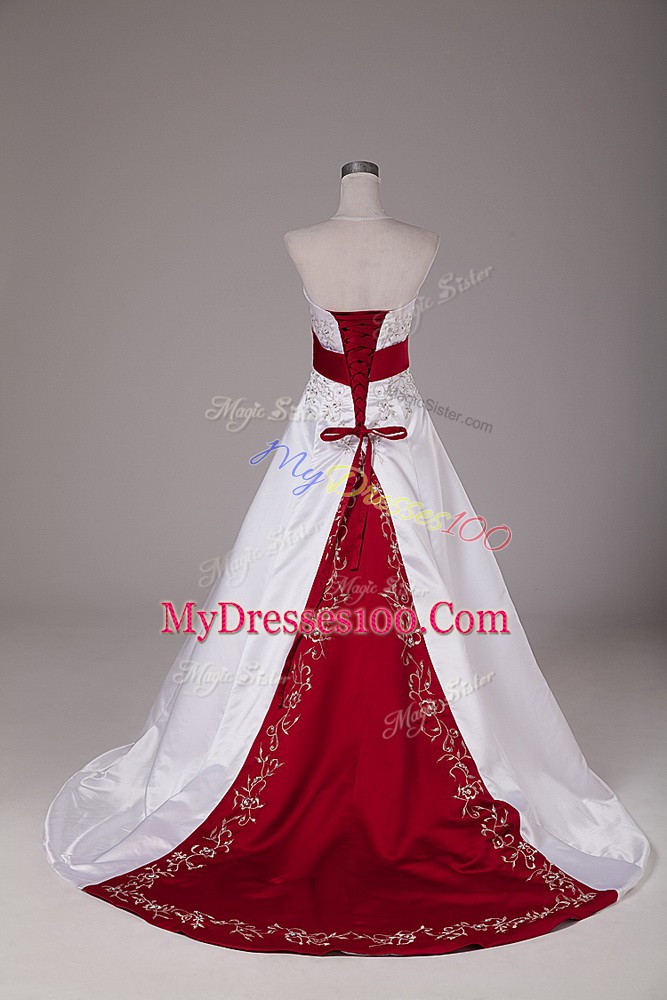 Lace Up Bridal Gown White for Wedding Party with Beading and Embroidery Brush Train