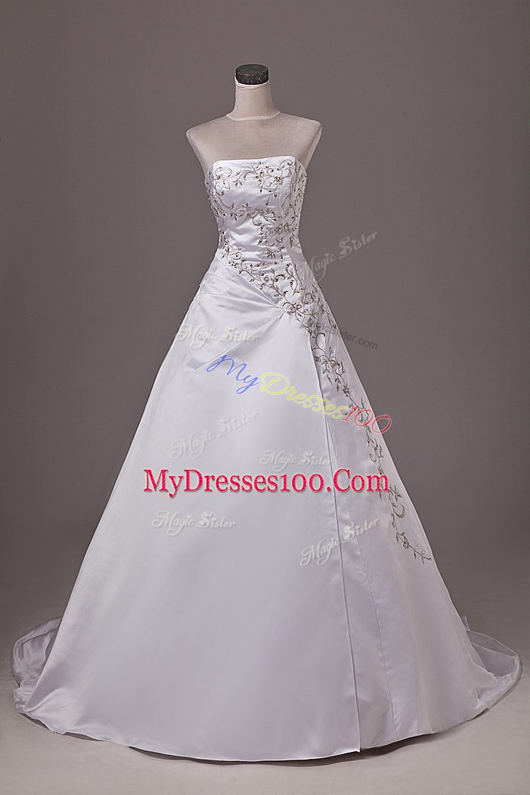 Fancy White Sleeveless Taffeta Brush Train Lace Up Wedding Dresses for Wedding Party