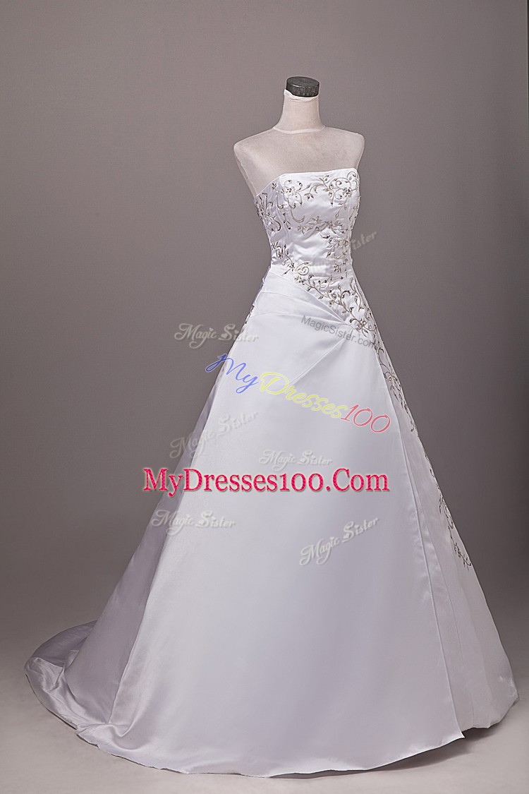 Fancy White Sleeveless Taffeta Brush Train Lace Up Wedding Dresses for Wedding Party