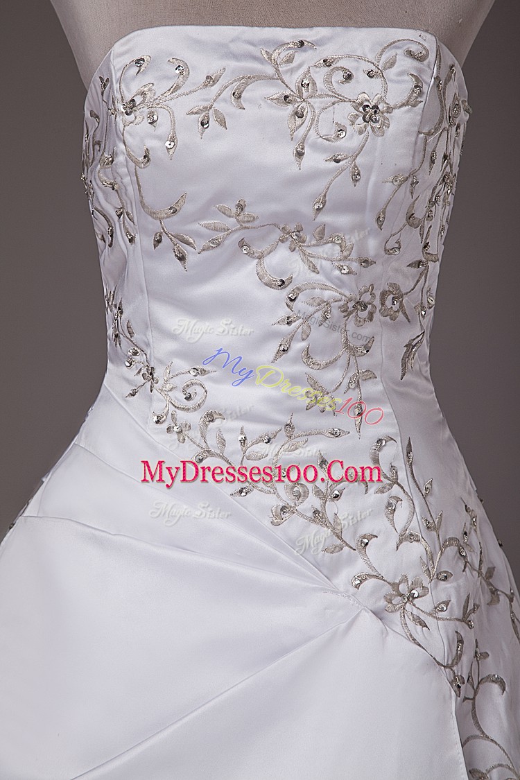 Fancy White Sleeveless Taffeta Brush Train Lace Up Wedding Dresses for Wedding Party