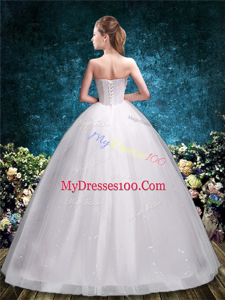 Strapless Sleeveless Tulle Wedding Gowns Appliques Lace Up