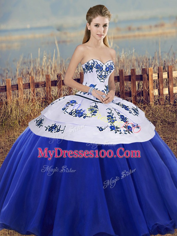 Fabulous Royal Blue Ball Gowns Embroidery 15 Quinceanera Dress Lace Up Tulle Sleeveless Floor Length