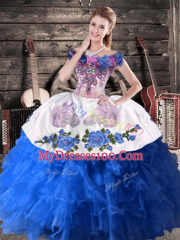 Fantastic Off The Shoulder Sleeveless Lace Up Quince Ball Gowns Blue And White Satin and Organza