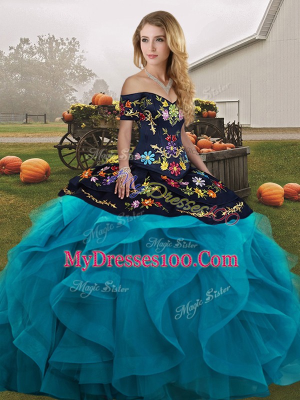 Top Selling Sleeveless Embroidery and Ruffles Lace Up Quinceanera Gowns