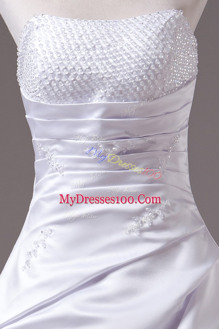 Dazzling White Ball Gowns Beading Bridal Gown Lace Up Taffeta Sleeveless