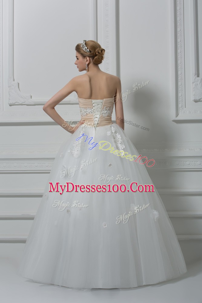 Glamorous Sweetheart Sleeveless Wedding Gown Floor Length Beading and Appliques White Tulle