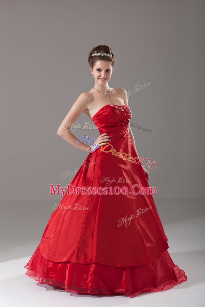 Colorful Wine Red A-line Organza Strapless Sleeveless Beading Floor Length Lace Up Quinceanera Gowns