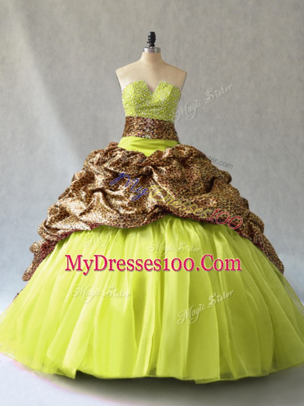 Sleeveless Brush Train Beading Lace Up Quinceanera Gowns