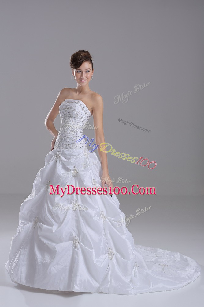 High Class White Taffeta Lace Up Wedding Gown Sleeveless Brush Train Beading and Pick Ups